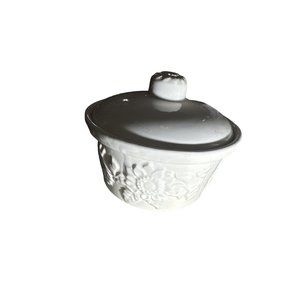 Designer Lillian Vernon trinket dish